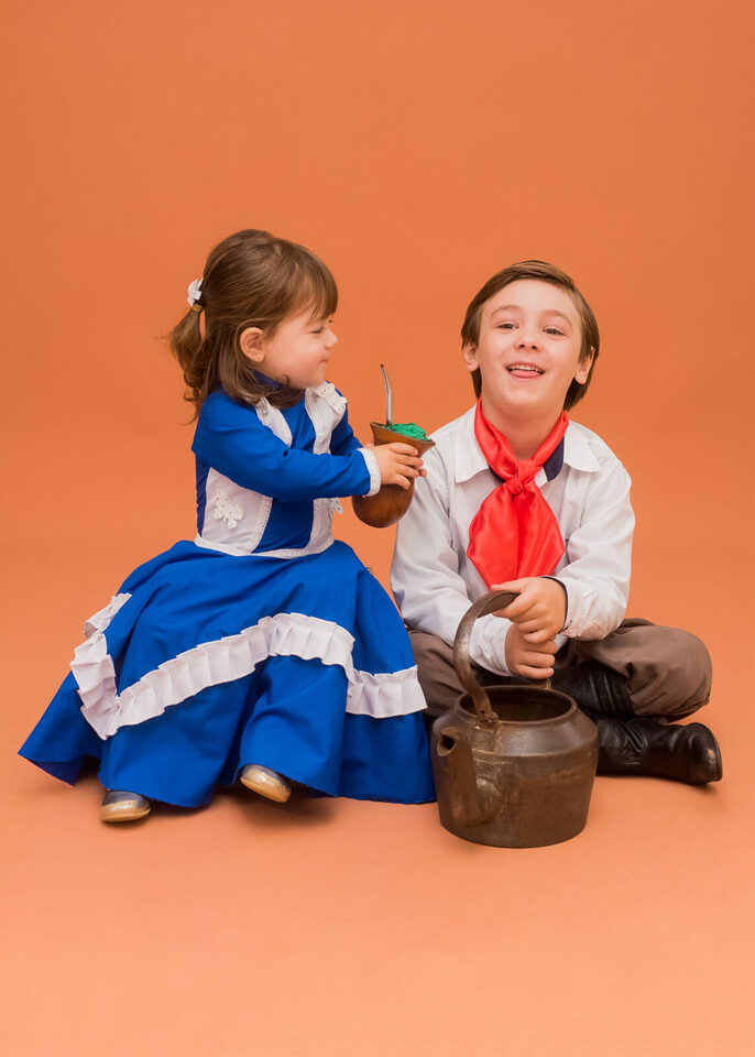 Ensaio Infantil Temático – Semana Farroupilha Ensaio Infantil Temático – Semana Farroupilha
