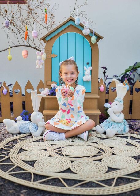 Ensaio de Páscoa em estúdio: quando a memória ganha intenção